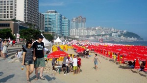 Haeundae_beach_in_Busan